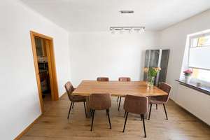 Charmante und sanierte Doppelhaushälfte mit Hinterhaus in guter Lage von Frankfurt-Sossenheim – 65936 Sossenheim, Frankfurt am Main – Vorschaubild 3