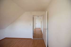 Mehrgenerationen-Wohnen in München-Waldtrudering: Bezugsfreies Dreifamilienhaus – 81827 Waldtrudering, München – Vorschaubild 25