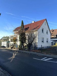 2-Fam.-Haus mit Garage u. Doppel-Carport in Griesheim