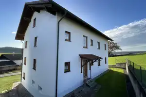 Gelegenheitskauf - Neueres Zweifamilienhaus mit PV-Anlage in Kelheim-Thaldorf - Baujahr 2001 – Kelheim (Kreis) – Vorschaubild 2