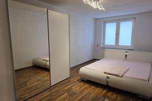 City-Rand: gut-geschnittene 2,5.Zimmerwohnung im 3.OG eines Altbaus! (360°Rundgang) – Widumestraße 16, 44787 Gleisdreieck, Bochum – Vorschaubild 4