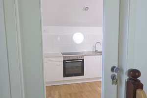 Stilvolle Dachgeschoss-Wohnung mit Garten, zentrale Lage Hamburg-Harburg, Pauschalmiete – Die vollständige Adresse der Immobilie erhältst du vom Anbieter., 21077 Wilstorf, Hamburg – Vorschaubild 3
