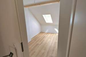Eigentumswohnung Maisonette 5 Schlafräume, große Wohnküche und 2 Bäder – Die vollständige Adresse der Immobilie erhältst du vom Anbieter., 9126 Gablenz, Chemnitz – Vorschaubild 17