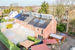 Energieeffizientes Stadthaus mit zwei Vollgeschossen, Lüftungsanlage, Carpot und Terrasse – Die vollständige Adresse der Immobilie erhältst du vom Anbieter., 21220 Seevetal – Vorschaubild 2