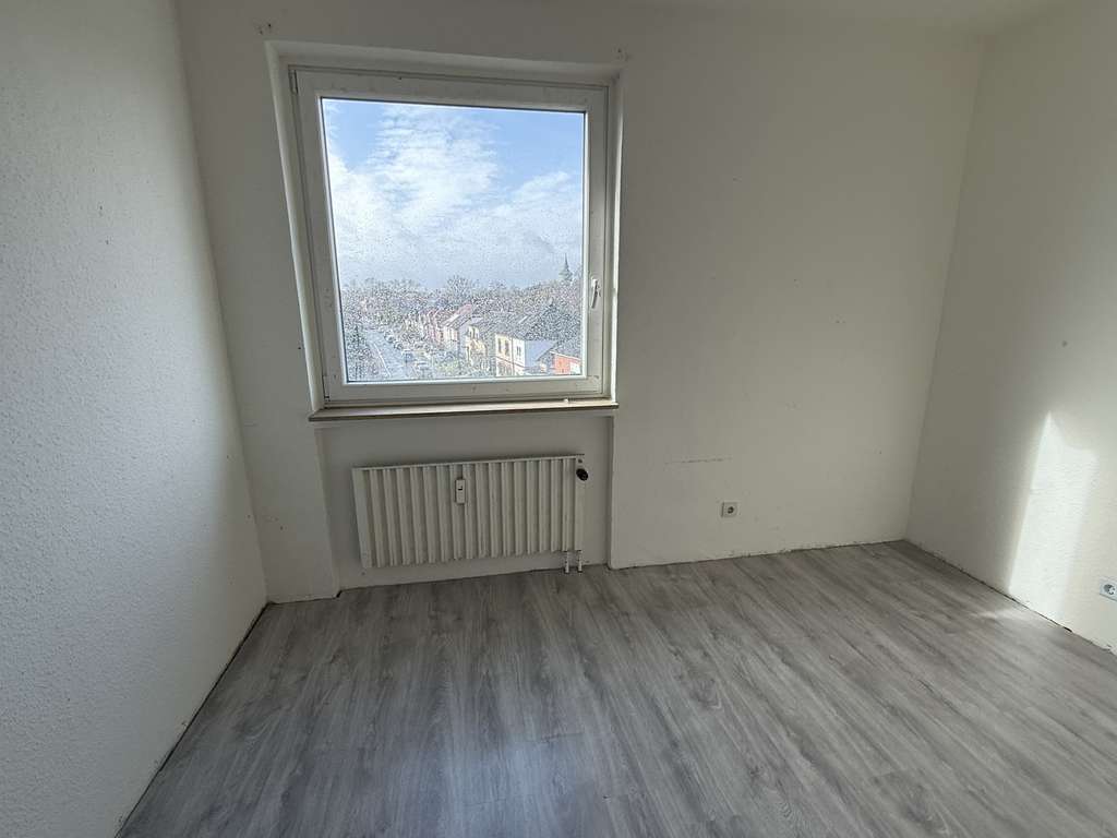 Immobilie in Pinneberg - 4 Zimmer-Eigentumswohnung in zentraler Wohnlage - Bild 4