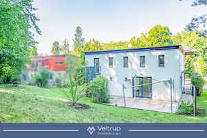 GROSSZÜGIG WOHNEN & REPRÄSENTATIV ARBEITEN: PERFEKTE WORK-LIFE-BALANCE AM WÖRTHSEE – Starnberg (Kreis) – Vorschaubild 1