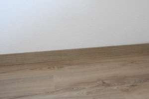 Helle neu renovierte 2-Zimmer Wohnung mit Balkon und TG-Stellplatz in Karlsruhe-Neureut – Die vollständige Adresse der Immobilie erhältst du vom Anbieter., 76149 Neureut, Karlsruhe – Vorschaubild 18