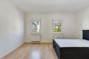 +++ Erdgeschoss-Etage mit Süd-Terrasse & Garten - ruhig & zentrumsnah - inklusive Einbauküche +++ – Kolumbusstraße 12, 70439 Stammheim-Süd, Stuttgart – Vorschaubild 12