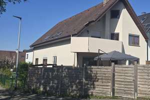 Zweifamilienhaus mit Einliegerwohnung in begehrter Feldrandlage – Die vollständige Adresse der Immobilie erhältst du vom Anbieter., 74357 Bönnigheim – Vorschaubild 1
