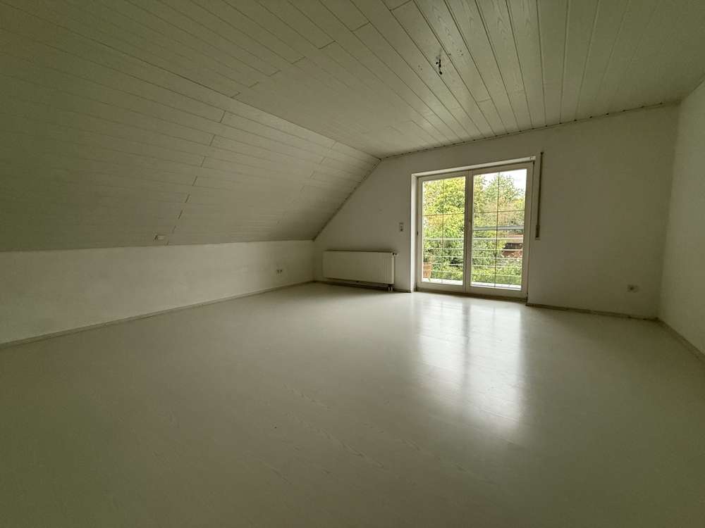 Immobilie in Adelmannsfelden - Einfamilienhaus mit Sauna - Bild 0