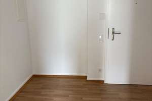 Gepflegte 2-Zimmer-Dachgeschosswohnung in Düsseldorf-Gerresheim – 40625 Gerresheim, Düsseldorf – Vorschaubild 3
