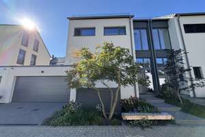 Neubau/Einfamilienhaus in Toplage von Bad Neuenahr mit Doppelgarage und Garten – Die vollständige Adresse der Immobilie erhältst du vom Anbieter., 53474 Bad Neuenahr-Ahrweiler – Vorschaubild 2