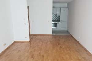 Bezugsfrei!!! 2-Raum-Wohnung mit EBK, gutem Schnitt, Aufzug und Tiefgarage in Leipzig-West – Die vollständige Adresse der Immobilie erhältst du vom Anbieter., 4179 Leutzsch, Leipzig – Vorschaubild 3