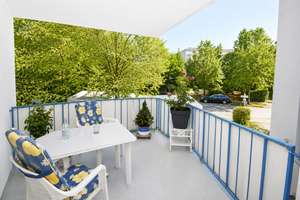 Vermietete 2-Zimmer-Wohnung mit großem Balkon, TG-Stellplatz & Keller in München-Untermenzing – Hitlstraße 9, 80997 Allach, München – Vorschaubild 2