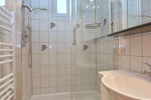 Modern möblierte Wohnung mit Terrassenmitnutzung in Stuttgart Wangen – Die vollständige Adresse der Immobilie erhältst du vom Anbieter., 70327 Wangen, Stuttgart – Vorschaubild 4