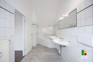 Diese Maisonette-Wohnung in Mönchengladbach hat, was viele suchen – aber selten finden! Ansehen! – Die vollständige Adresse der Immobilie erhältst du vom Anbieter., 41065 Uedding, Mönchengladbach – Vorschaubild 9