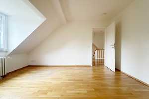 EP ESTATE - TownhouseLiebe mit Terrasse und Garten in Köln / Braunsfeld – Köln – Vorschaubild 28