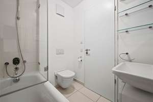 Moderne, bezugsfreie 2-Zi-Citywohnung mit großer Sonnenterrasse und Wellnessoase im Haus – Fraunhoferstr. 11a, 80469 Gärtnerplatz, München – Vorschaubild 7