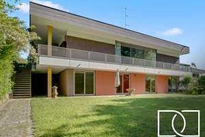 Großzügiges Architektendomizil mit flexibler Nutzung und Gartenidylle in bester Lage von Bayreuth – Die vollständige Adresse der Immobilie erhältst du vom Anbieter., 95447 Meyernberg, Bayreuth – Vorschaubild 1