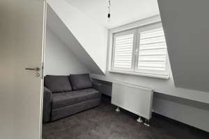 Moderne 2-Zimmer-Wohnung mit Einbauküche  Spitzboden – Siegfriedstr. 3, 90461 Glockenhof, Nürnberg – Vorschaubild 6