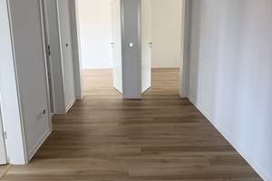 Urban und doch zentral:
Gut aufgeteilte 2 Zimmer mit Balkon in beliebter Lage von Krefeld Uerdingen – Die vollständige Adresse der Immobilie erhältst du vom Anbieter., 47829 Uerdingen, Krefeld – Vorschaubild 5
