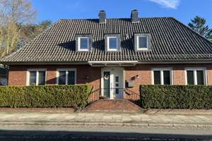 Stilvoll saniertes Einfamilienhaus in der Gete mit Terrasse, Garten, Einliegerwohnung und Garage – Die vollständige Adresse der Immobilie erhältst du vom Anbieter., 28211 Radio Bremen, Bremen – Vorschaubild 3