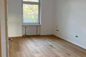 Renovierte 3-Zimmer-Wohnung im Nordend mit Balkon – Burgstr. XX, 60316 Nordend-Ost, Frankfurt am Main – Vorschaubild 2