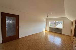 Helle, geräumige und frisch sanierte 2,5 Zimmer-Dachgeschosswohnung – Uhlandstraße 1, 92637 Hammerweg, Weiden in der Oberpfalz – Vorschaubild 10