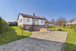 *RESERVIERT* Rottweil-Hausen: Einfamilienhaus mit Potential auf großem Grundstück – Die vollständige Adresse der Immobilie erhältst du vom Anbieter., 78628 Rottweil – Vorschaubild 10