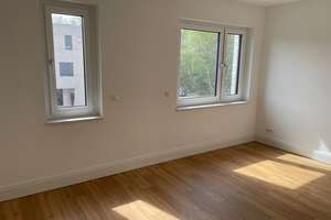 ** NEU : Großzügiges ENERGIESPAR-Reihenmittelhaus in kinderfreundlichem Neubaugebiet + U-BAHN nah ** – Bredenbekstieg 7 C, 22397 Wohldorf-Ohlstedt, Hamburg – Vorschaubild 19