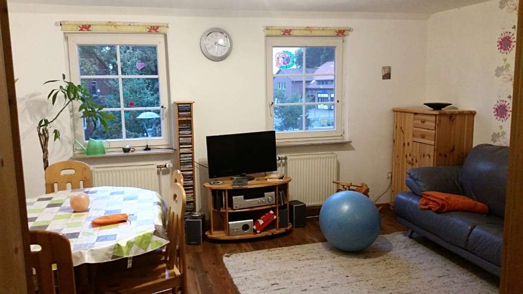 Immobilie in Burgwedel - 4 Zimmer Dachgeschosswohnung mit großem Garten, provisionsfrei ab Mitte 2026 - Bild 2