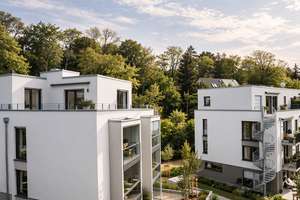 EINZIGARTIGES, SONNIGES PENTHAUS IN GRÜNER UMGEBUNG - 5 MIN VON UNI/-KLINIK & BAHNHOF (EINZUG FLEX.)