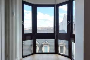 Moderne 2-Zimmer-Wohnung in Mannheim Innenstadt mit Balkon, zwei Bädern und Tiefgaragenstellplatz