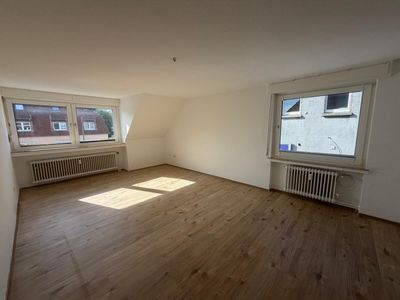 Frisch renovierte 2-Zimmer-Wohnung in Dortmund mit Stellplatz