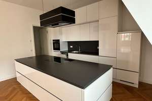 Provisionsfrei: Außergewöhnliche Dachgeschosswohnung mit Blick über Berlin und toller Dach-Terrasse – Die vollständige Adresse der Immobilie erhältst du vom Anbieter., 10117 Mitte (Ortsteil), Berlin – Vorschaubild 20