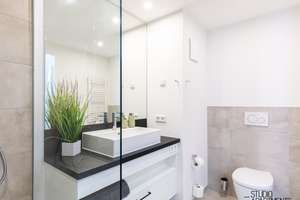 Möbliertes All-In Apartment | WLAN, Strom & Fitness inklusive | Erstbezug 2024 – Haenlinstraße 1, 85055 Nordost, Ingolstadt – Vorschaubild 11