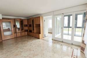 Helle 3-Zimmer-Wohnung mit Wintergarten in Augsburg-Haunstetten – Die vollständige Adresse der Immobilie erhältst du vom Anbieter., 86179 Haunstetten-West, Augsburg – Vorschaubild 3