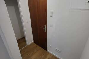 Kompakter Wohntraum: 1-Zimmer Wohnung in bester Lage, barrierefreier Zugang zur Wohnung – 80689 Sankt Ulrich, München – Vorschaubild 3