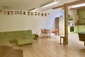 Gepflegte helle Wohnung mit drei Zimmern und EBK in Bamberg nähe Bahnhof – Kunigundenruhstrasse 12, 96050 Gärtnerstadt, Bamberg – Vorschaubild 2