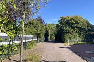 Attraktives Angebot: Einfamilienhaus mit Fotovoltaik in ruhiger Lage auf großem Erbpachtgrundstück! – Die vollständige Adresse der Immobilie erhältst du vom Anbieter., 26419 Schortens – Vorschaubild 3