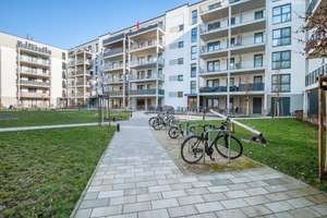 Ihr neues Familienzuhause: Helle 5-Zimmer-Wohnung mit Balkon – 13053 Alt-Hohenschönhausen, Berlin – Vorschaubild 14