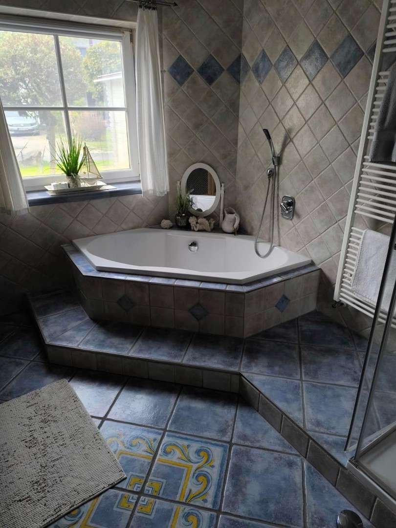 Immobilie in Söchtenau - Eigentumswohnung in einen Zweifamilienhaus mit Einliegerwohnung - Bild 1