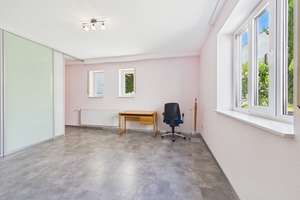 Modernisiertes EFH im Grünen mit Parkplatz und Weitblick! – Die vollständige Adresse der Immobilie erhältst du vom Anbieter., 65201 Frauenstein, Wiesbaden – Vorschaubild 12