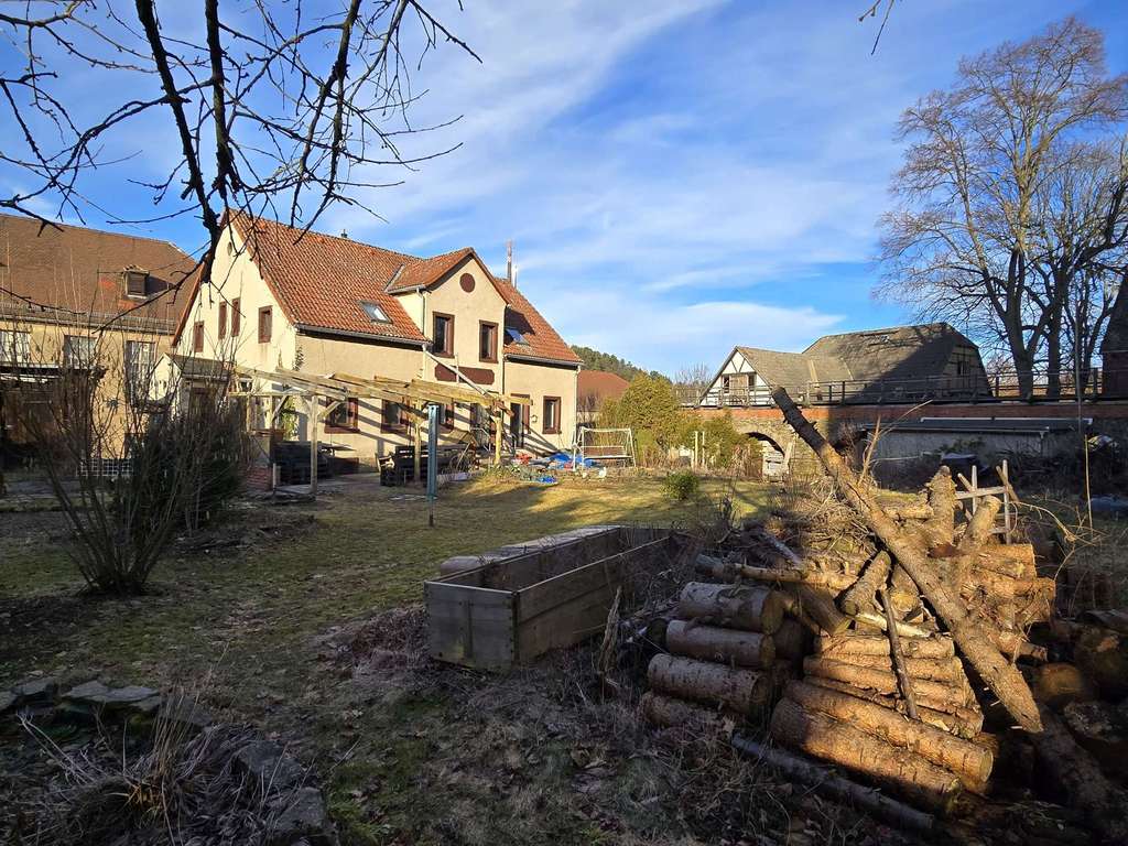 Immobilie in Halsbrücke - Hier haben Sie viel Platz und schaffen mit den notwendigen Restarbeiten in Ihr neues Familienidyll! - Bild 4