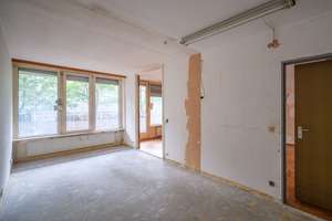 Bezugsfrei und Erbbaurecht! Renovierungsbedürftige 2-Zimmer-Wohnung im Hochparterre in Au-Haidhausen – Die vollständige Adresse der Immobilie erhältst du vom Anbieter., 81669 Obere Au, München – Vorschaubild 5