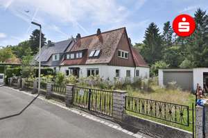 Charmantes Haus mit großem Grundstück in grüner Lage – Ideal für Renovierungsbegeisterte! – Die vollständige Adresse der Immobilie erhältst du vom Anbieter., 90411 Buchenbühl, Nürnberg – Vorschaubild 2
