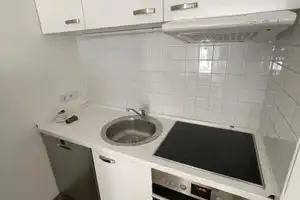 Exklusive, 1,5-Zimmer-Wohnung mit Balkon und EBK in Flingern – Düsseldorf – Vorschaubild 2