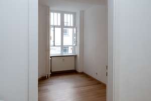 Helle  3 Zi Wohnung in ruhiger Seitenstraße- Nähe U Bismarkstr - Provisionsfrei – Die vollständige Adresse der Immobilie erhältst du vom Anbieter., 10585 Charlottenburg, Berlin – Vorschaubild 8
