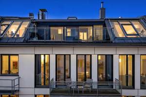 Loft-Maisonette mit Dachterrasse & Privataufzug – ruhige Innenhoflage in Maxvorstadt