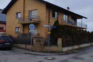 Geräumiges 1 bis 2 Familienhaus mit Garage, ruhige Lage in Nieder-Hilbersheim – Gartenstraße 12, 55437 Nieder-Hilbersheim – Vorschaubild 1